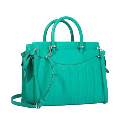 https://accessoiresmodes.com//storage/photos/360/LANCEL-CABAS/FB_IMG_1723793181789-removebg-preview.png