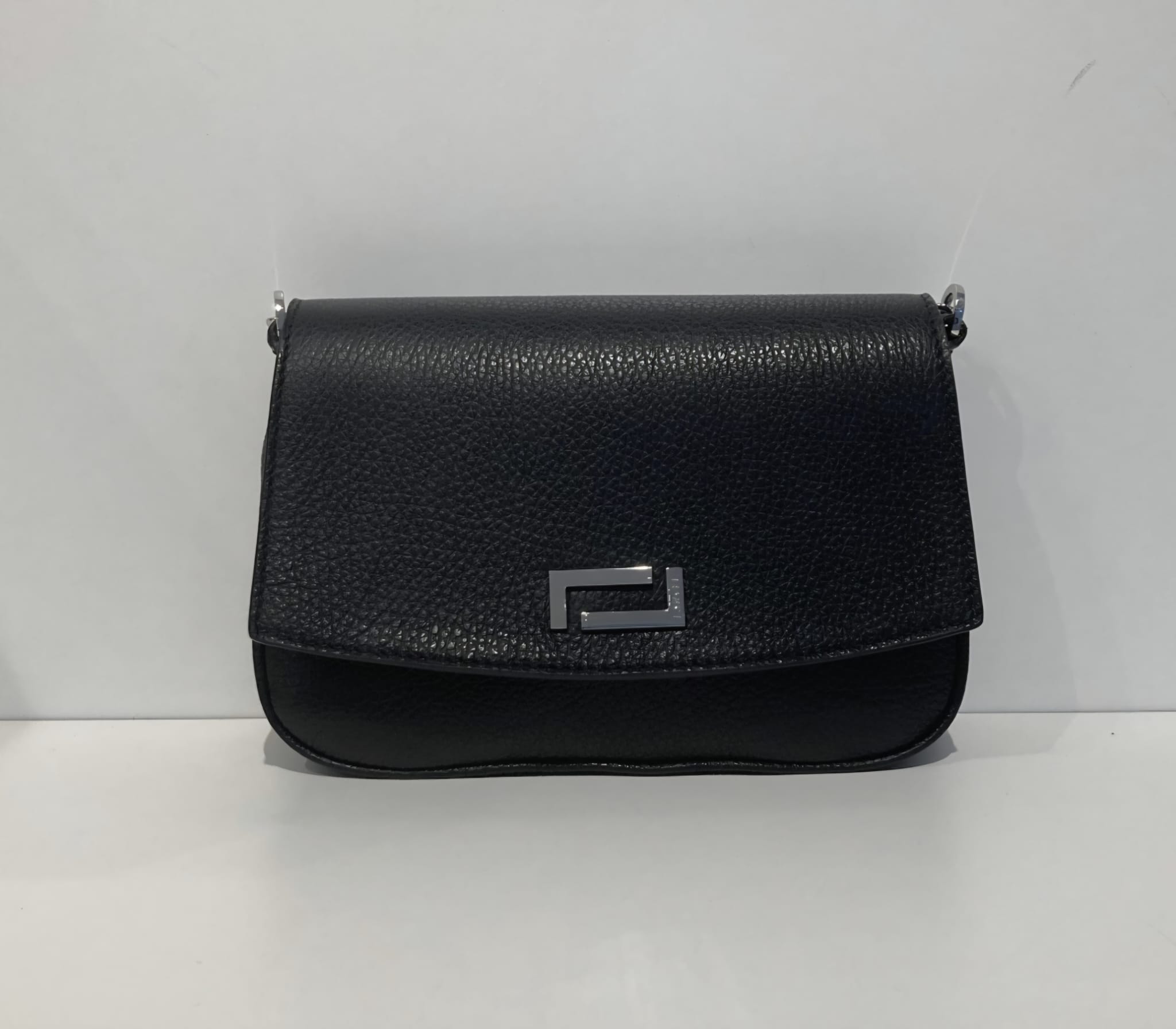 https://accessoiresmodes.com//storage/photos/360/LANCEL/IMG-20260212-WA0093.jpg