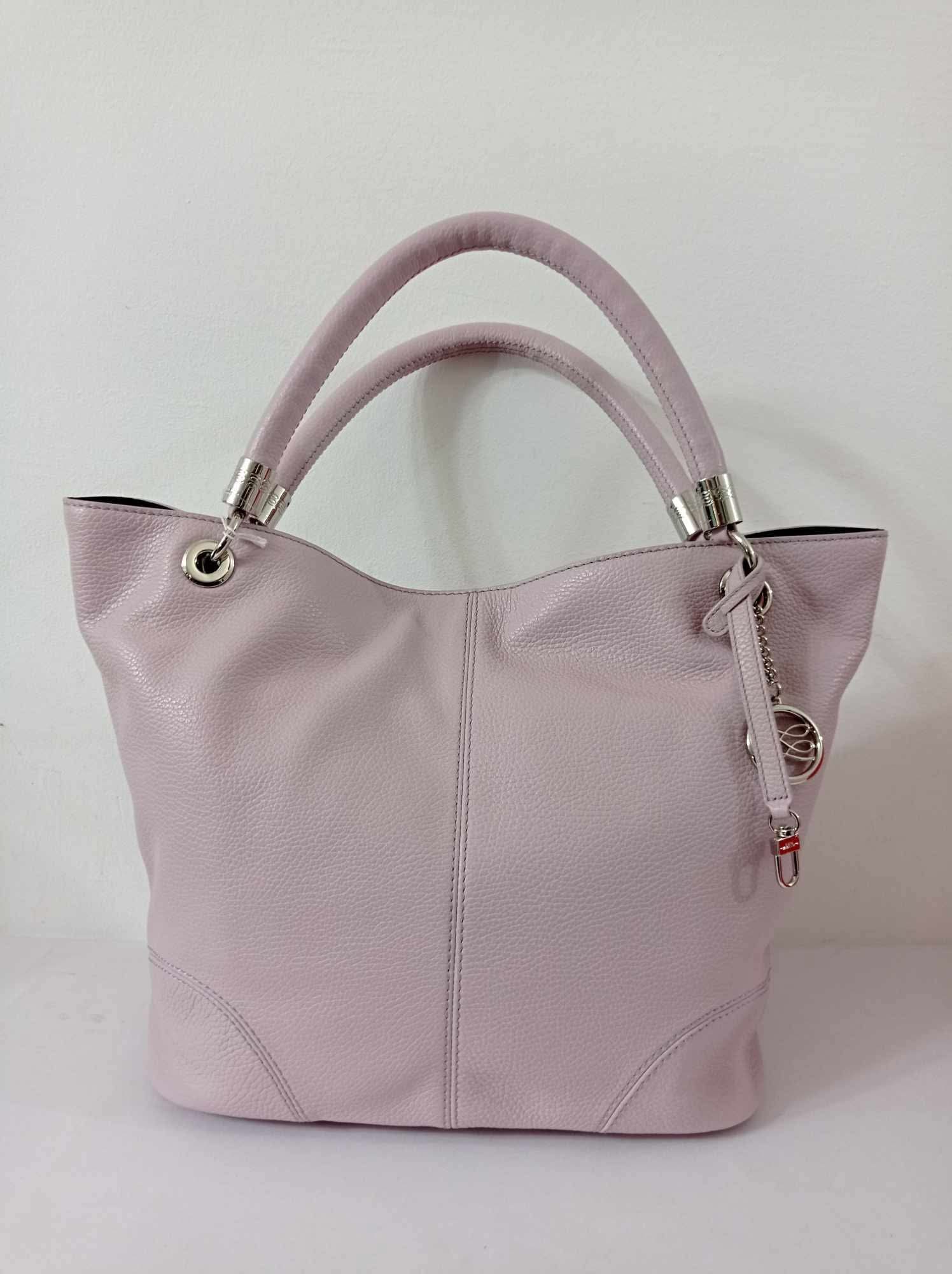 https://accessoiresmodes.com//storage/photos/360/LANCEL/IMG-20260305-WA0034.jpg