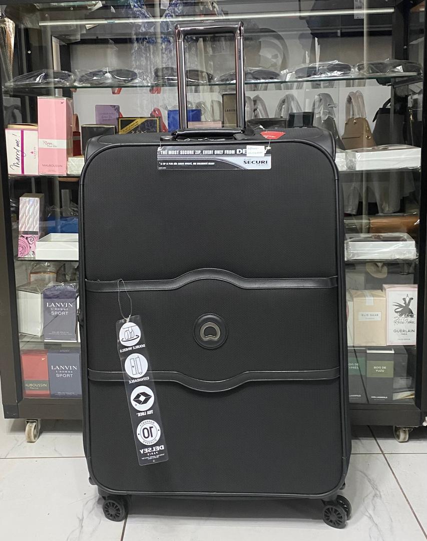 https://accessoiresmodes.com//storage/photos/360/VALISE/IMG-20260915-WA0036.jpg